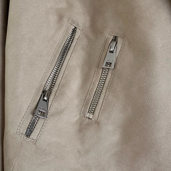 Levi’s faux suede Moto jacket in sand beige size medium - Picture 6 of 8